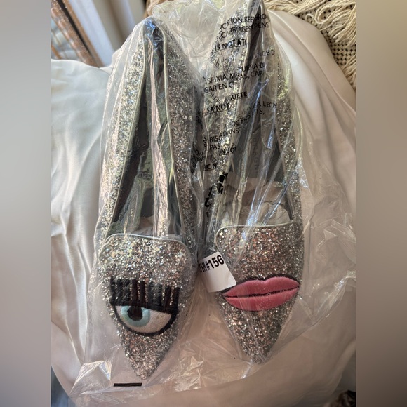 Chiara Ferragni Glitter Loafers with Eye and Lip Design - Picture 8 of 9